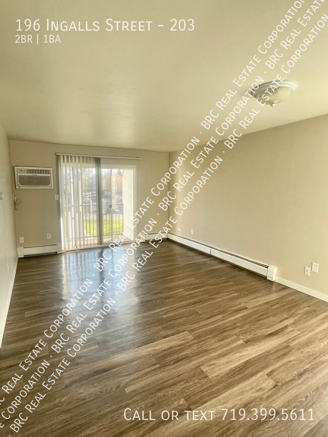 Building Photo - 196 Ingalls St