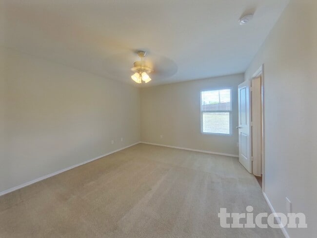 Foto del edificio - 6028 Parkview Hills Ln