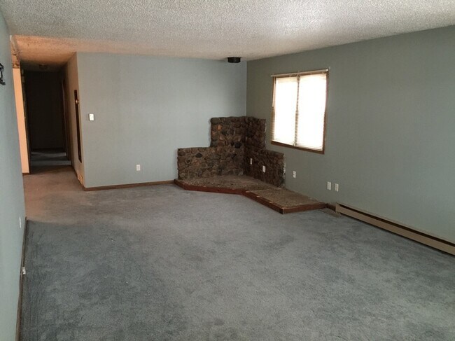 Foto del edificio - 1017 S 12th St