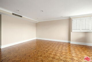 Foto del edificio - 875 Comstock Ave