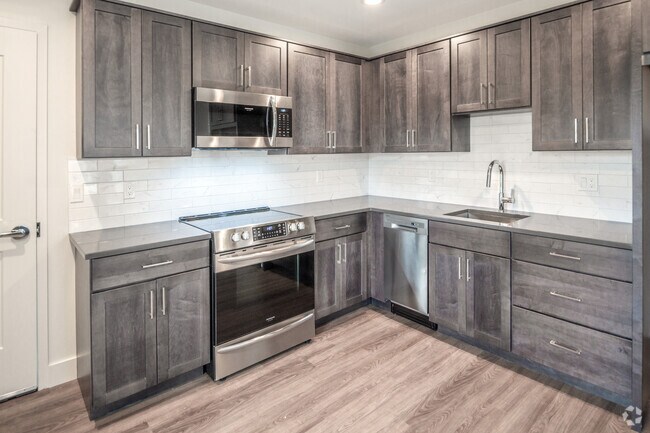 2HAB, 1BA - 1290W