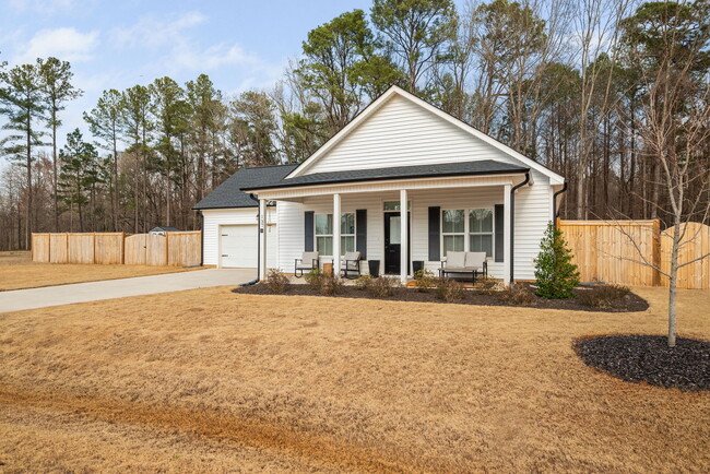 Building Photo - 173 E Battery Cir