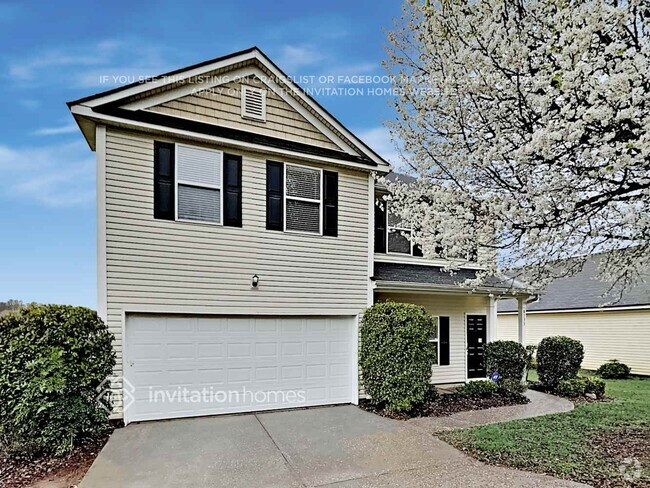 Building Photo - 8133 Chatham Oaks Dr
