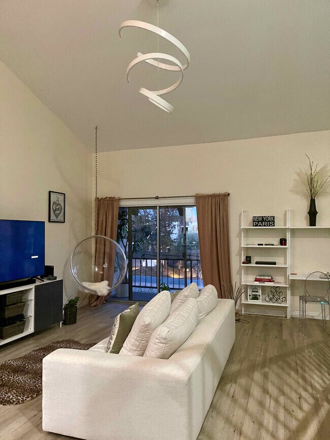 Living and Dining - 5460 White Oak Ave