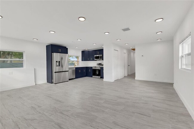 Building Photo - 1121 Illinois Ave