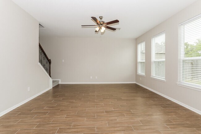 Foto del edificio - 16389 Olive Sparrow Dr