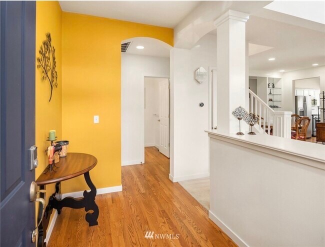 Foto del edificio - 725 239th Ln SE