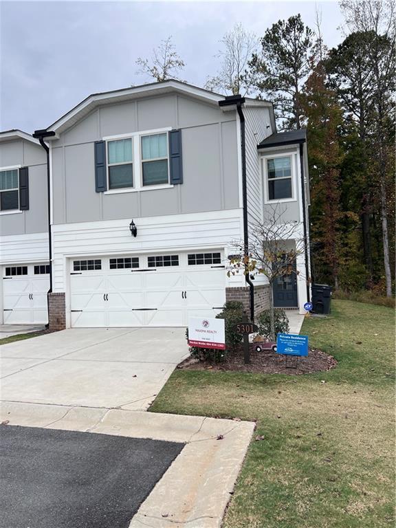 Building Photo - 5301 Glade Park Dr