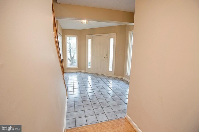 Building Photo - 114 Harbour Sound Dr
