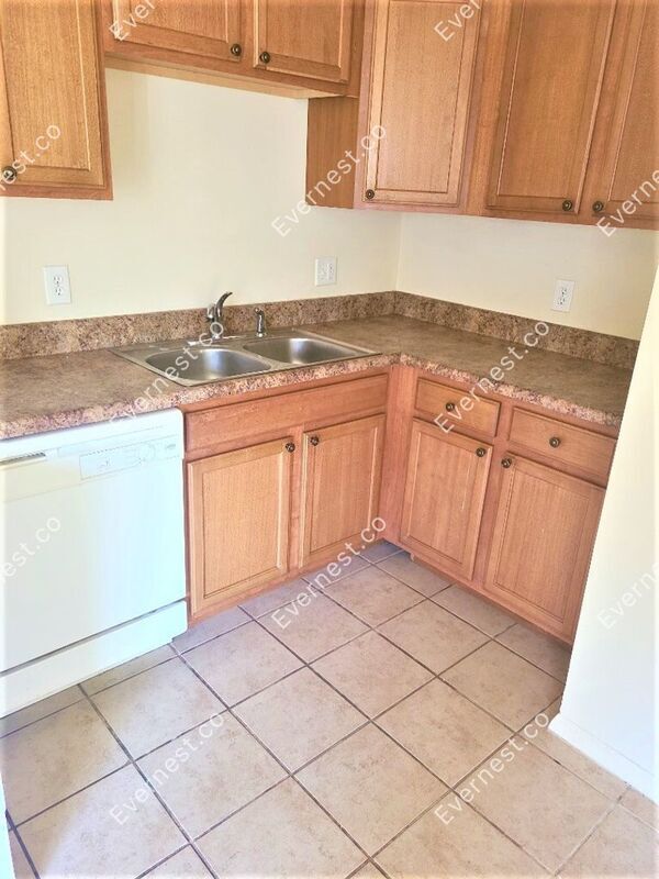 Foto del edificio - 161 Jenness Ln