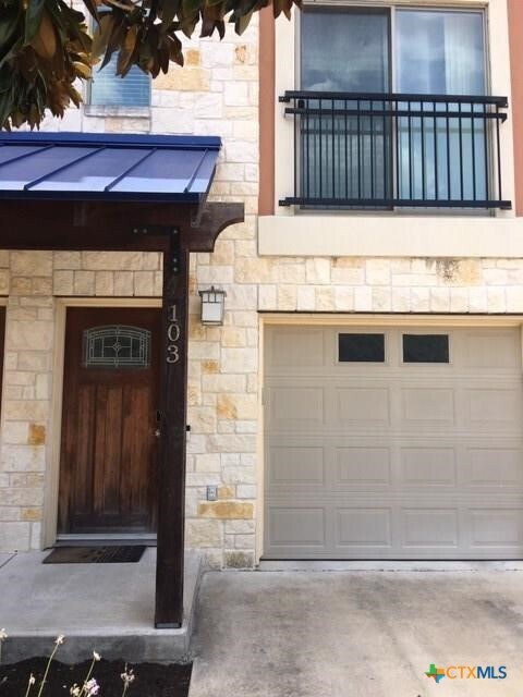 Foto del edificio - 13420 Lyndhurst St