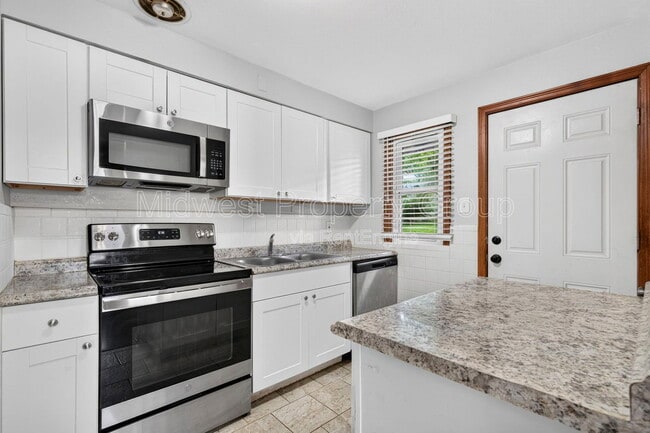 Photo - 1427 Attica Drive House