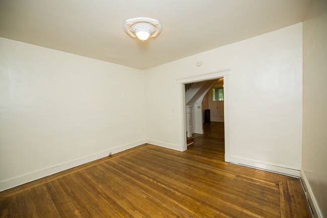 Foto del edificio - 2025/2026 JHU Off-Campus Perfect 3bd/1.5ba...