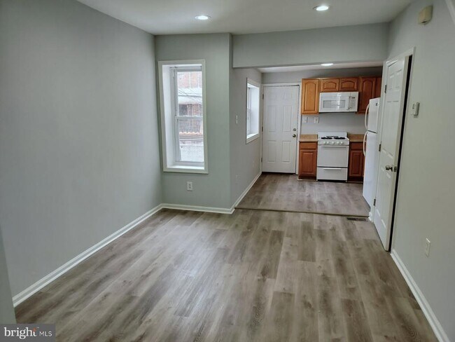 Foto del edificio - 2143 S Beechwood St