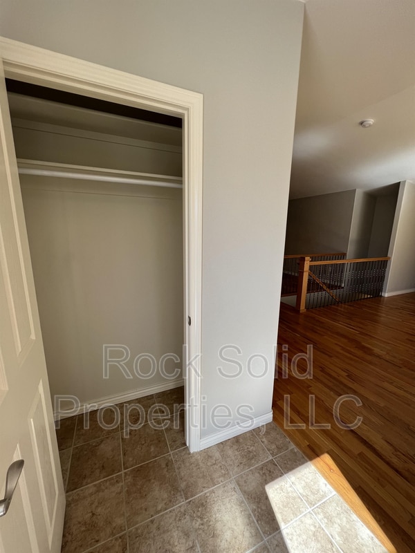 Foto del edificio - 6003 Crow Rd