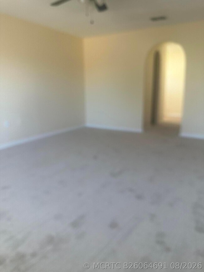Foto del edificio - 1673 SW Schleicher Ln