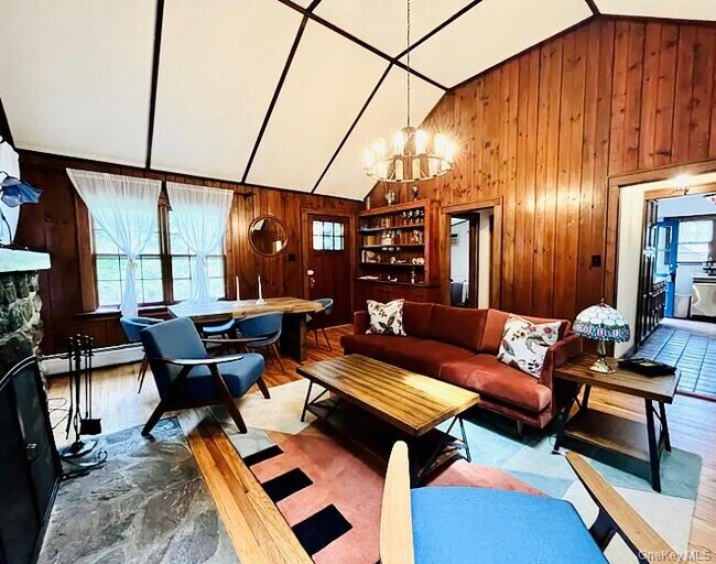 Foto del edificio - 15 Locust Dr