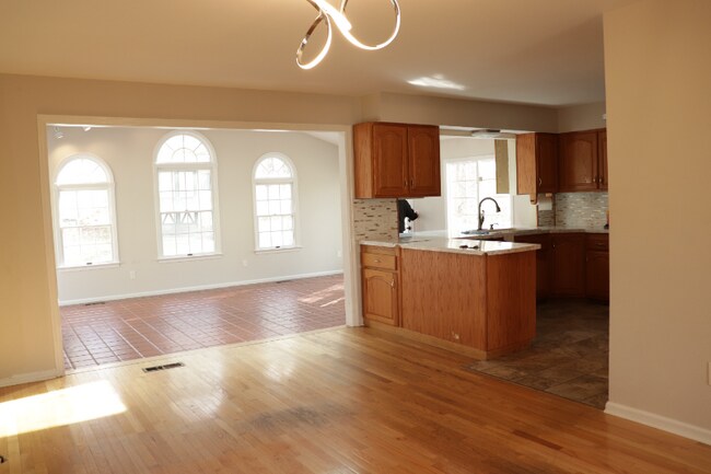 Foto del edificio - 35 Highpoint Rd