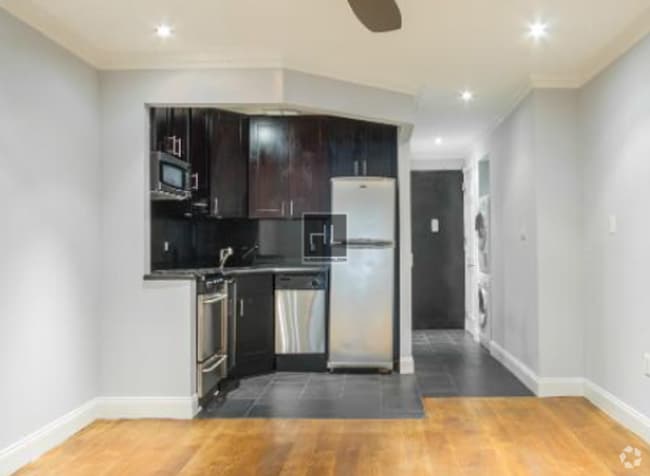 Building Photo - AMAZING 1 BR APARTMENT! WON’T LAST!! NO BR...