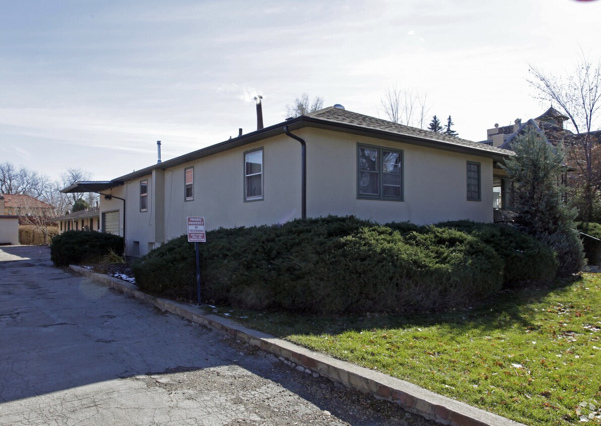 Building Photo - Avery Cottages