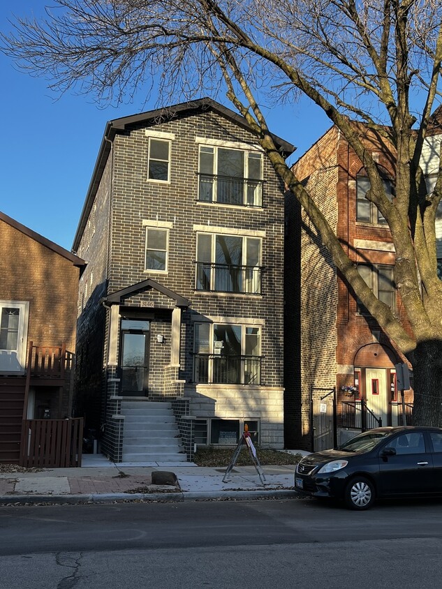 Foto principal - 3146 S Shields Ave