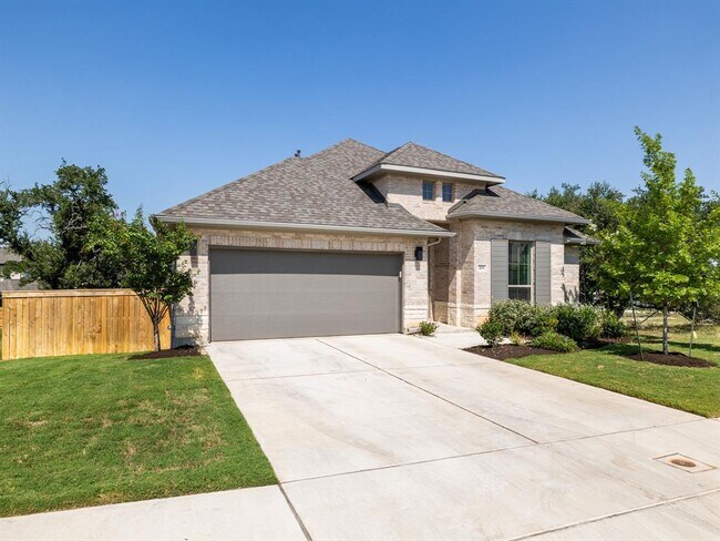 Building Photo - 109 Amber Oak Ln