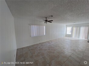 Building Photo - 3240 Oyster Bay St