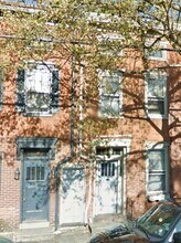 Building Photo - 114 S West St