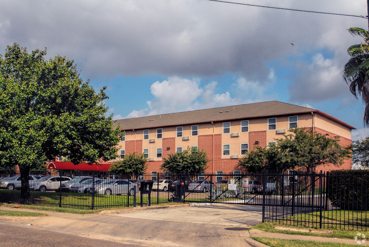 Foto del edificio - Lakeview Place Apartments