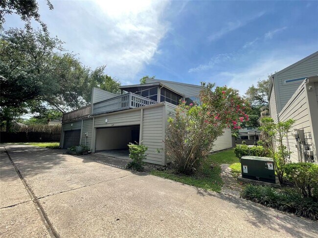 Building Photo - 1639 Prairie Mark Ln