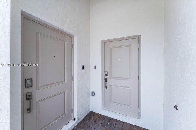 Foto del edificio - 2960 SE 23rd Ave