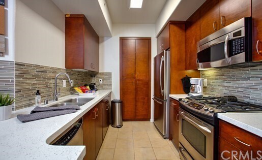 Foto del edificio - 11950 Idaho Ave
