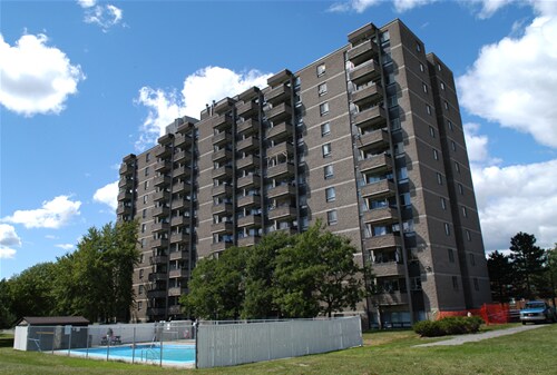 Foto principal - 2969 Fairlea Crescent