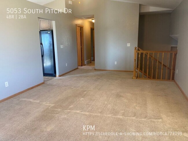 Foto del edificio - 4 BEDROOM | 2 BATH | RAPID VALLEY SPLIT LE...