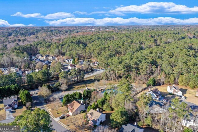 Foto del edificio - 2420 Lakemeadow Ln SW