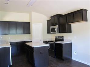 Building Photo - 3/2/2 Treaty Oaks Granbury!