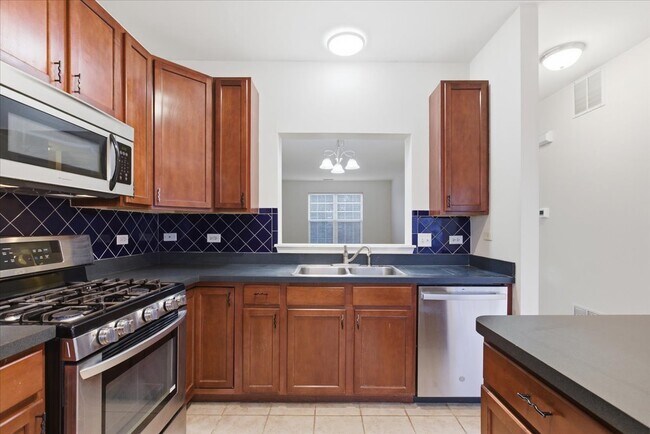 Foto del edificio - 28909 Pondview Dr