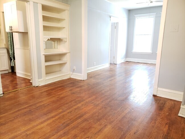 Foto del edificio - 3510 N Broadway