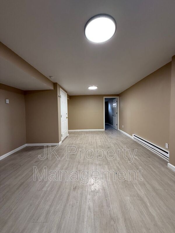 Foto del edificio - 530 21st Ave NE