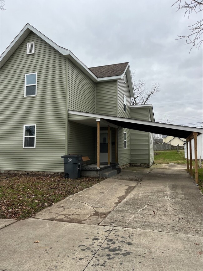 Building Photo - 2053 Ohio Ave