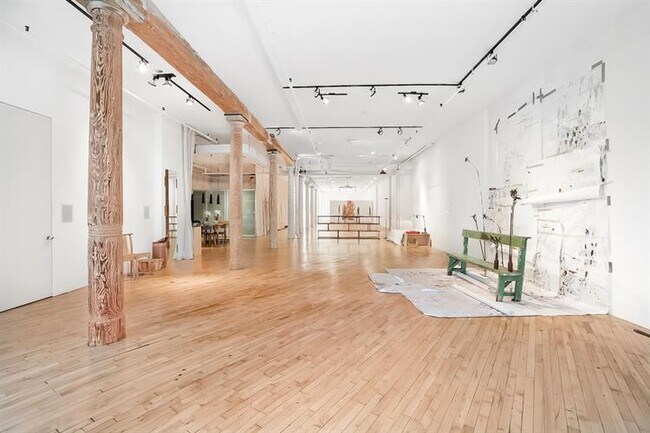 Foto del edificio - 515 Broadway