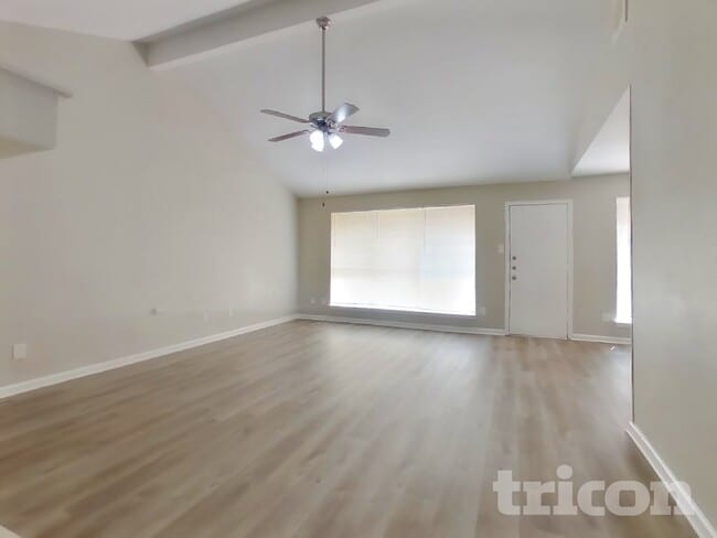 Building Photo - 18711 Highland Trail