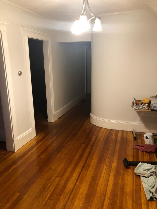Front Hallway - 7 Tufts St