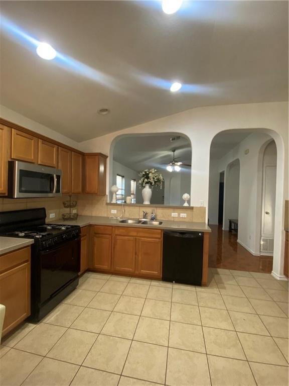 Foto del edificio - 3400 Barksdale Dr