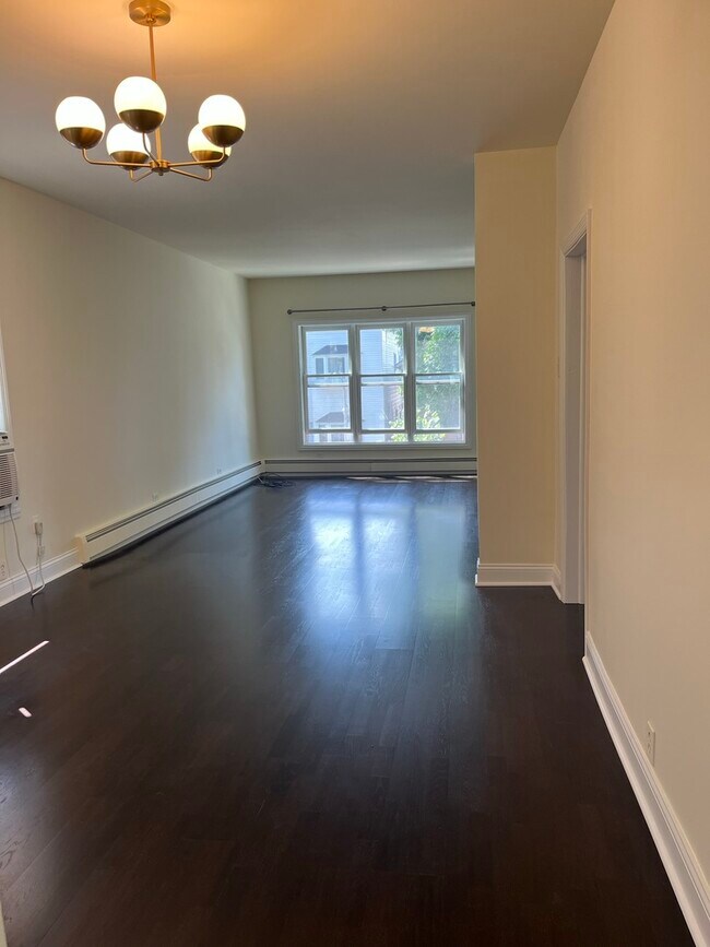 Foto del edificio - 3607 S Emerald Ave