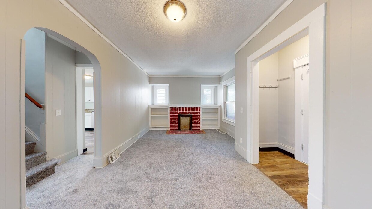 Foto principal - Brooklyn Center - 3 Bedroom Single Family ...