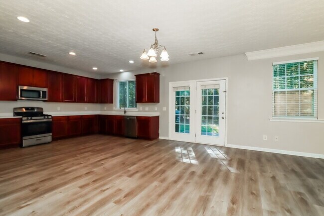 Foto del edificio - 2110 Valley Creek Dr