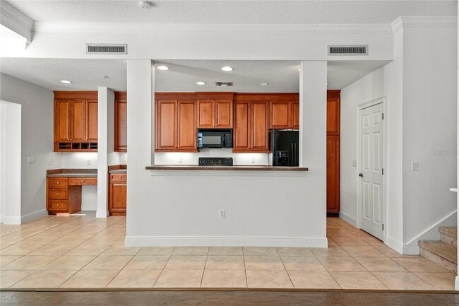 Building Photo - 1332 Lake Baldwin Ln