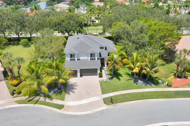 Foto del edificio - 4661 Manderly Dr