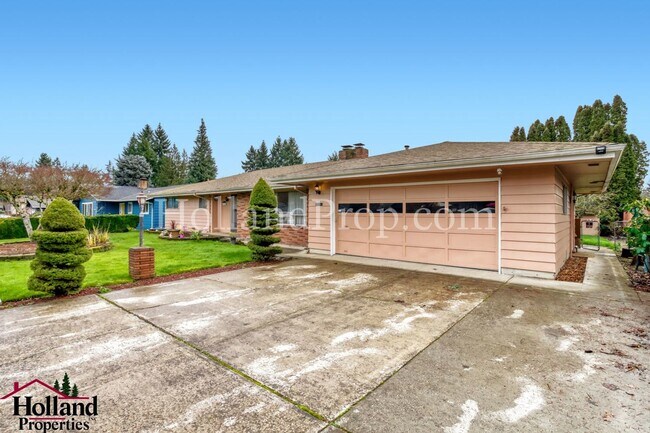 Foto del edificio - Beautiful Single-Level Hillsboro Home with Covered Deck!